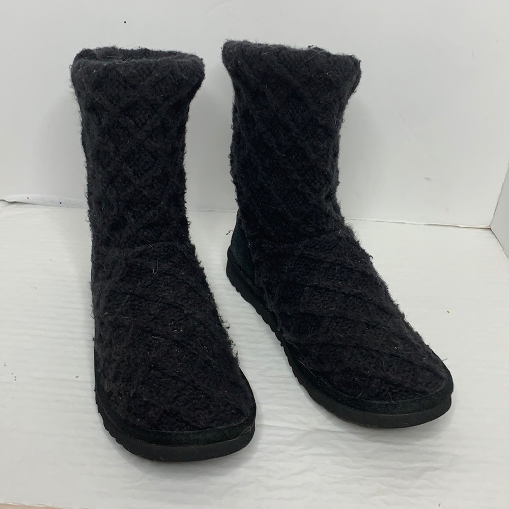 UGG Women's Lattice Cardy knit boots